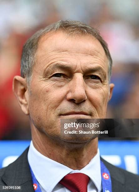 Gianni De Biasi .